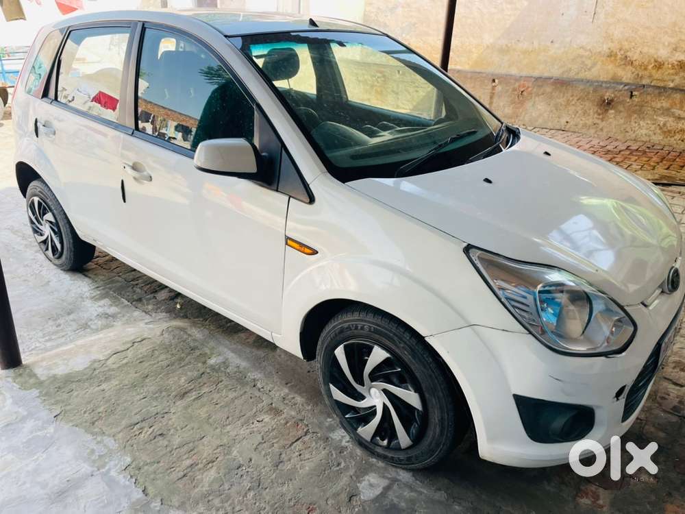 Ford Figo 2015 Diesel 92000 Km Driven