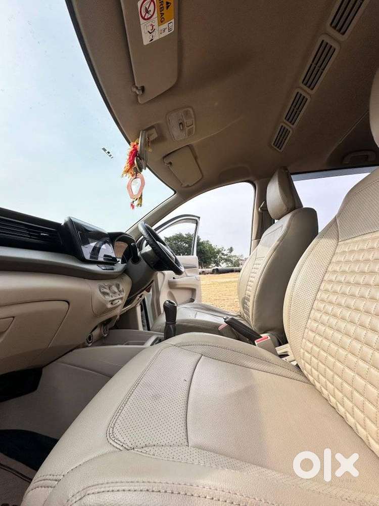 Maruti Suzuki Ertiga Vxi At Petrol, 2024, Petrol