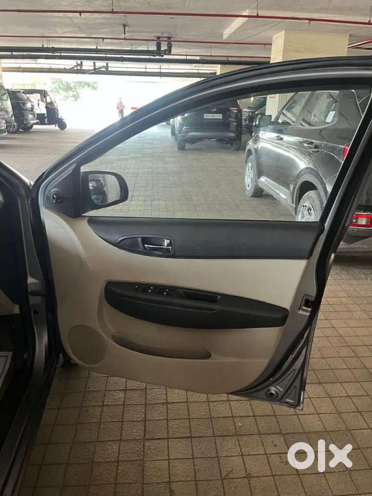 Car Is Best Use For Family No Any Work