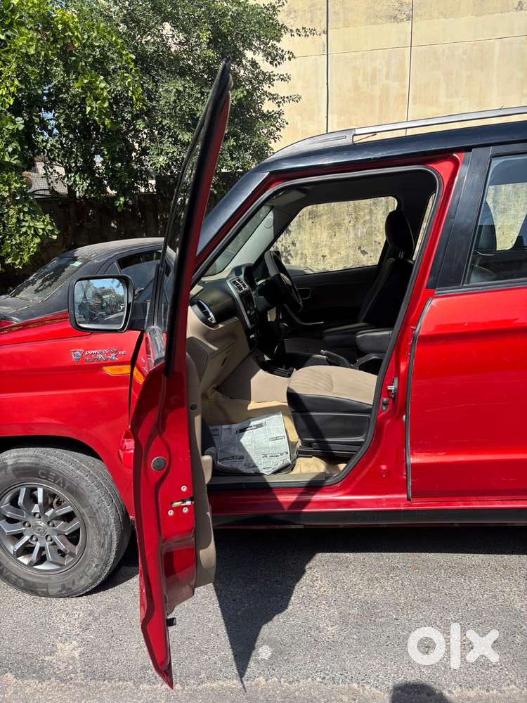 Mahindra Tuv 300 T10 Dual Tone, 2019, Diesel