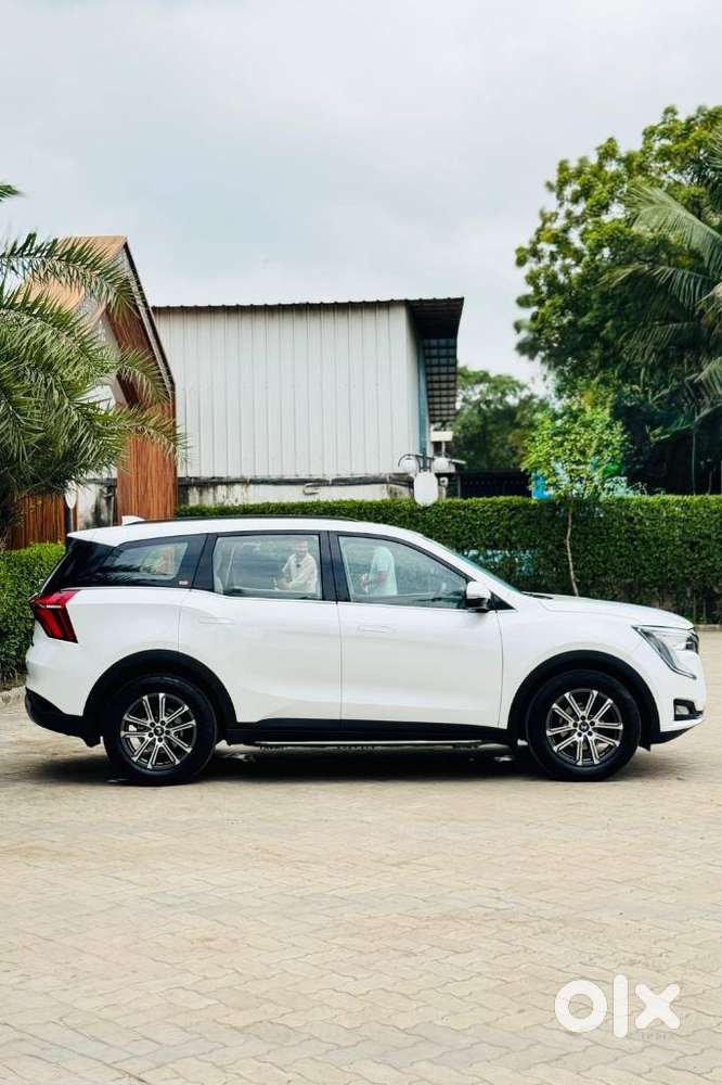 Mahindra Xuv700, 2022, Petrol