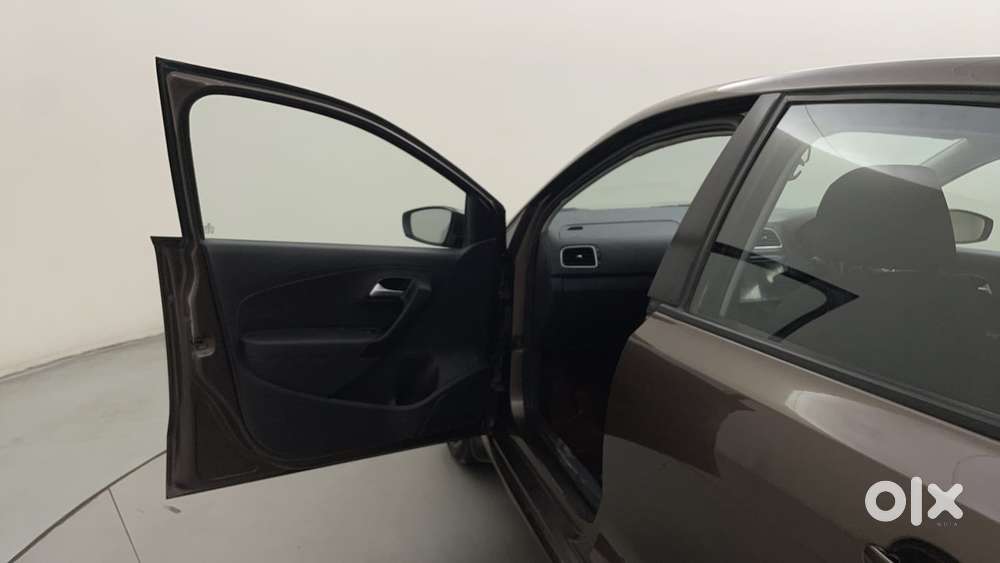 Volkswagen Polo 2009-2013 Petrol Comfortline 1.2l, 2016, Petrol