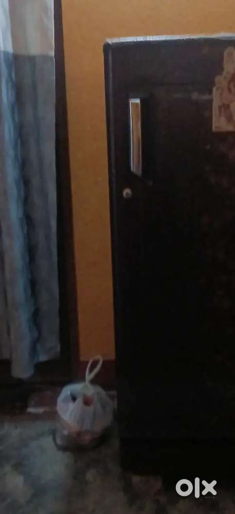 Fridge sale karna hai