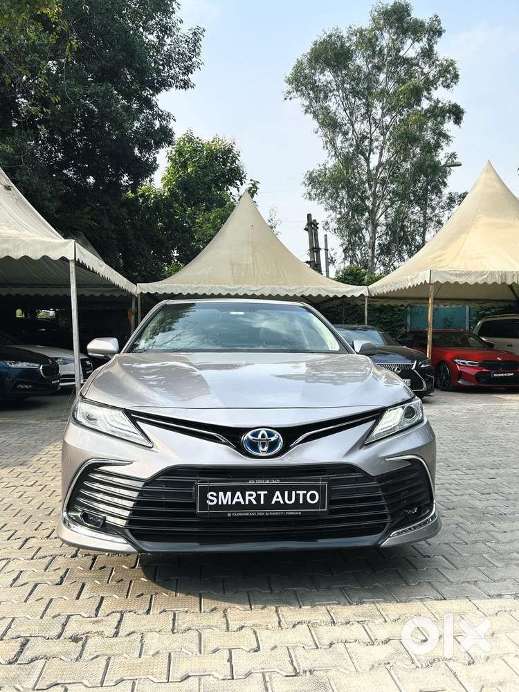 Toyota Camry 2.5 Hybrid, 2023, Petrol