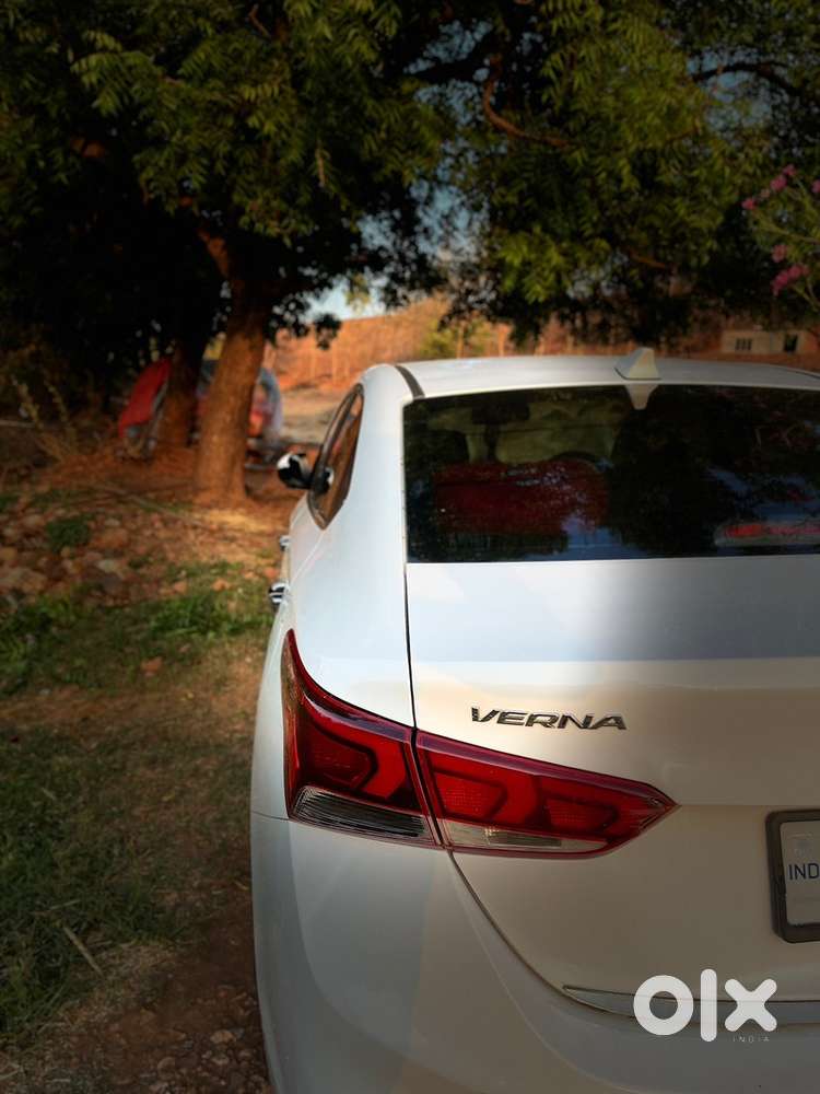 Hyundai Verna 2018 Petrol Manual