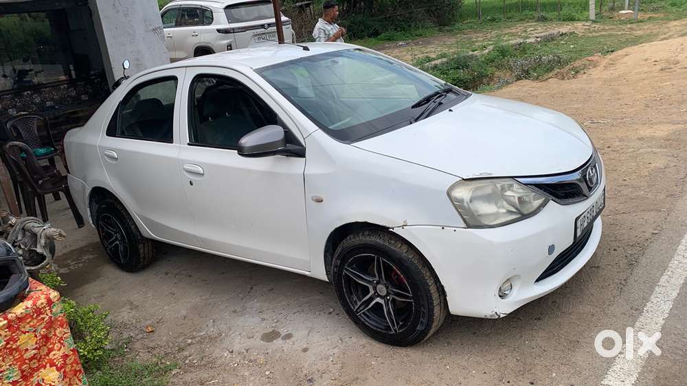 Toyota Etios 2015 Diesel Well Maintained