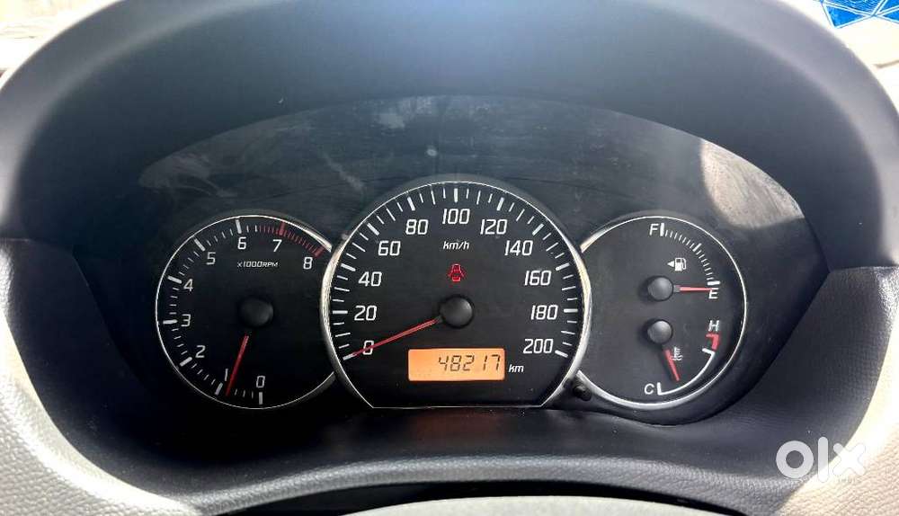 Maruti Suzuki Swift Vxi, 2011, Petrol