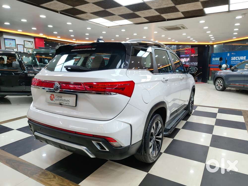 Mg Hector Plus Sharp Pro 1.5 Turbo Petrol Cvt 7 Str, 2023, Petrol