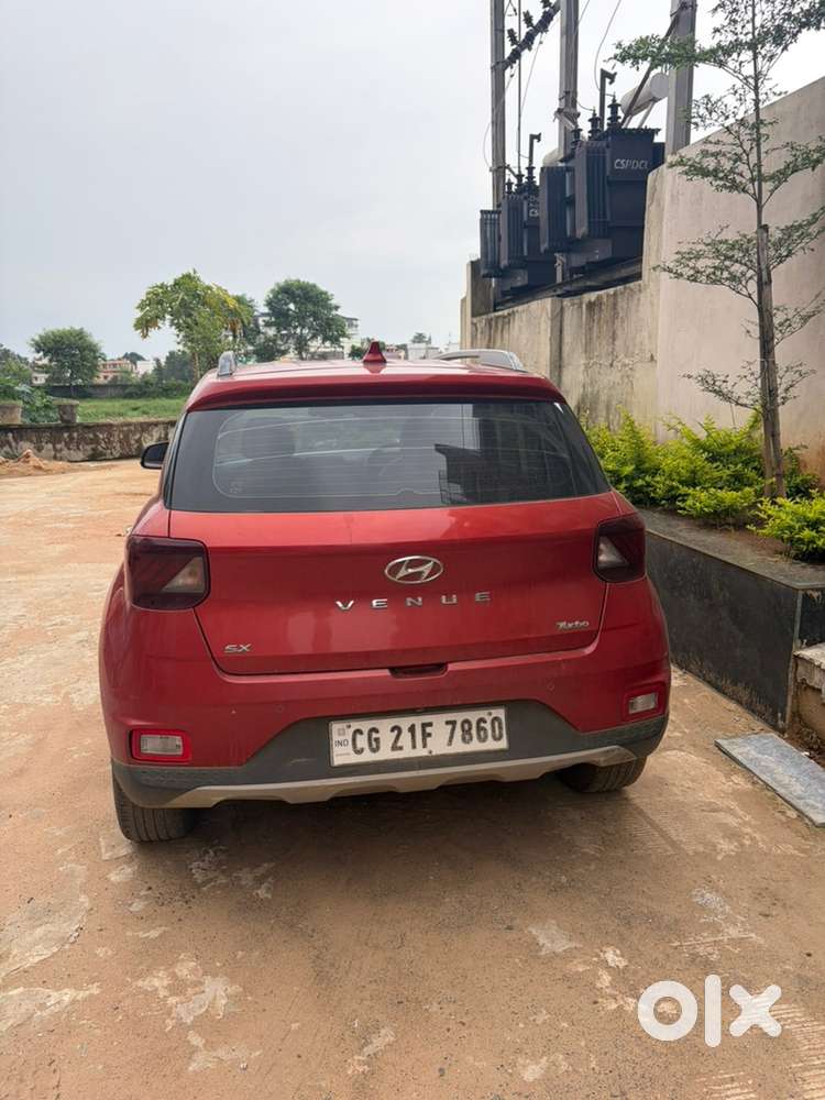 Hyundai Venue Petrol 2019