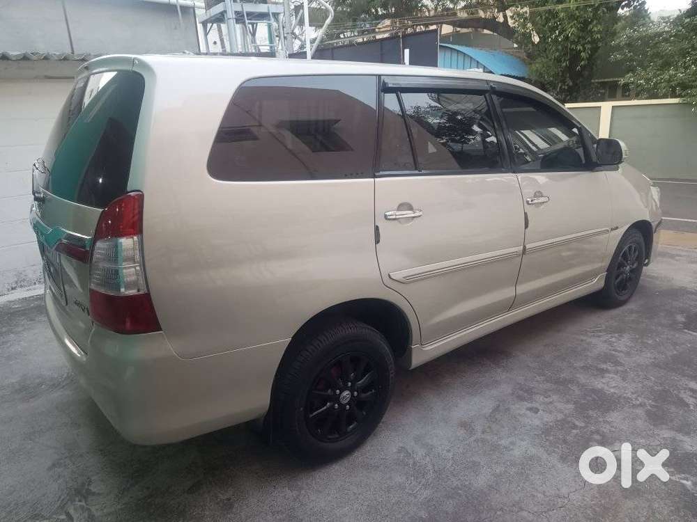 Toyota Innova 2.5 Ev (diesel) Ps 8 Seater Bs Iv, 2013, Diesel