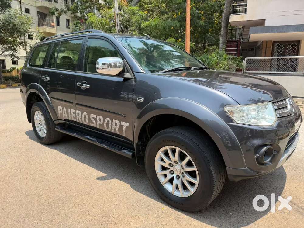 Mitsubishi Pajero Sport 2015



Mitsubishi  Pajero