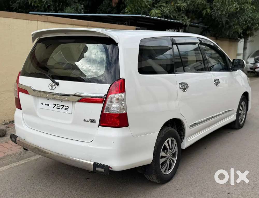 Toyota Innova Diesel 2015 Car