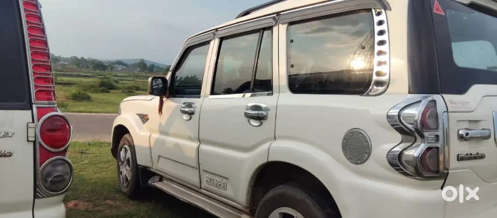 Mahindra Scorpio Diesel 2017 Automatic