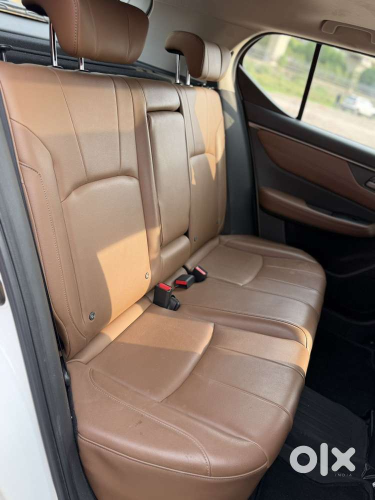 Honda Elevate Zx Cvt, 2023, Petrol