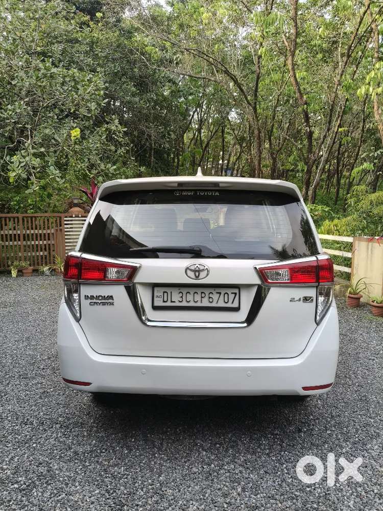 Single Owner Innova Crysta V Varient Bumber To Bumber Original