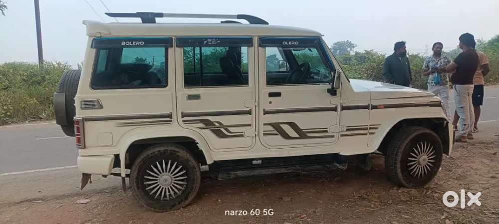 Mahindra Bolero Neo Plus 2018 Petrol 650000 Km Driven