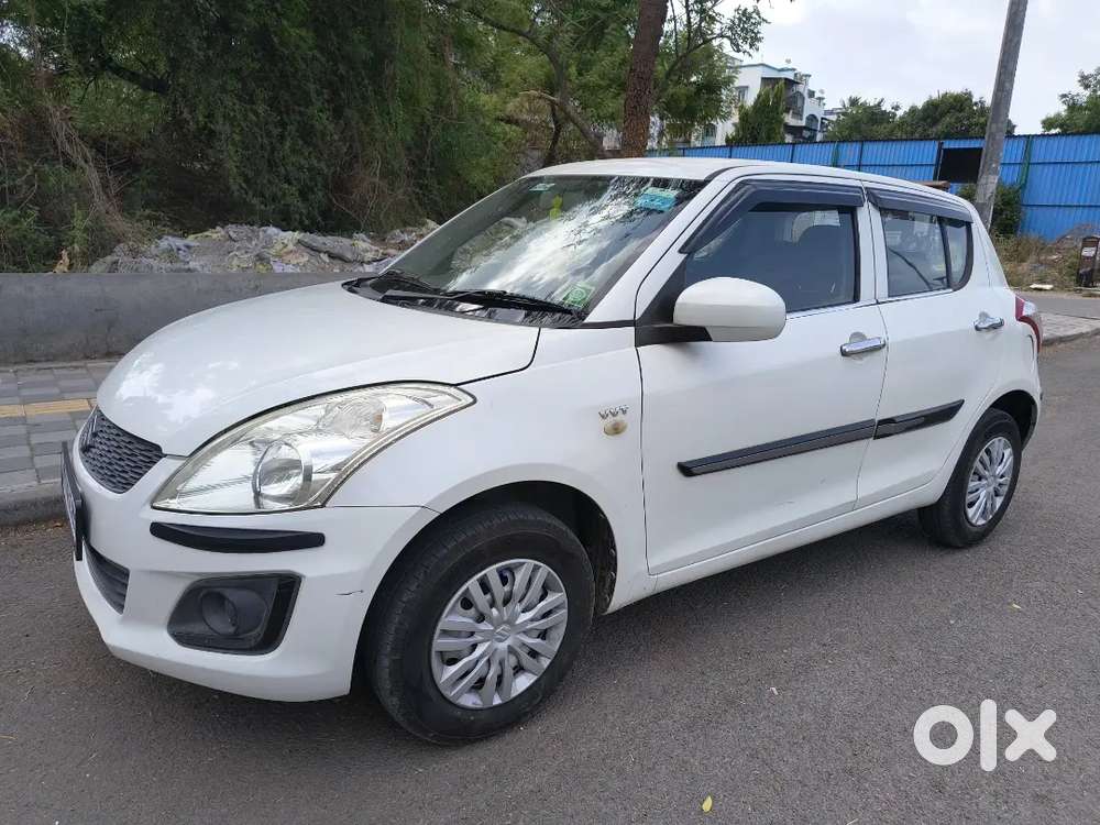 Maruti Suzuki Swift 2015 Lxi Petrol Manual