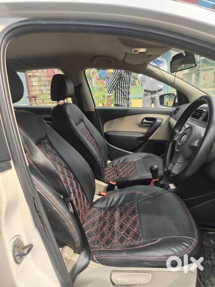 Volkswagen Polo Petrol Comfortline 1.2l, 2013, Cng & Hybrids