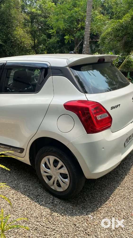 Maruti Suzuki Swift 2023 Petrol 29000 Km Driven