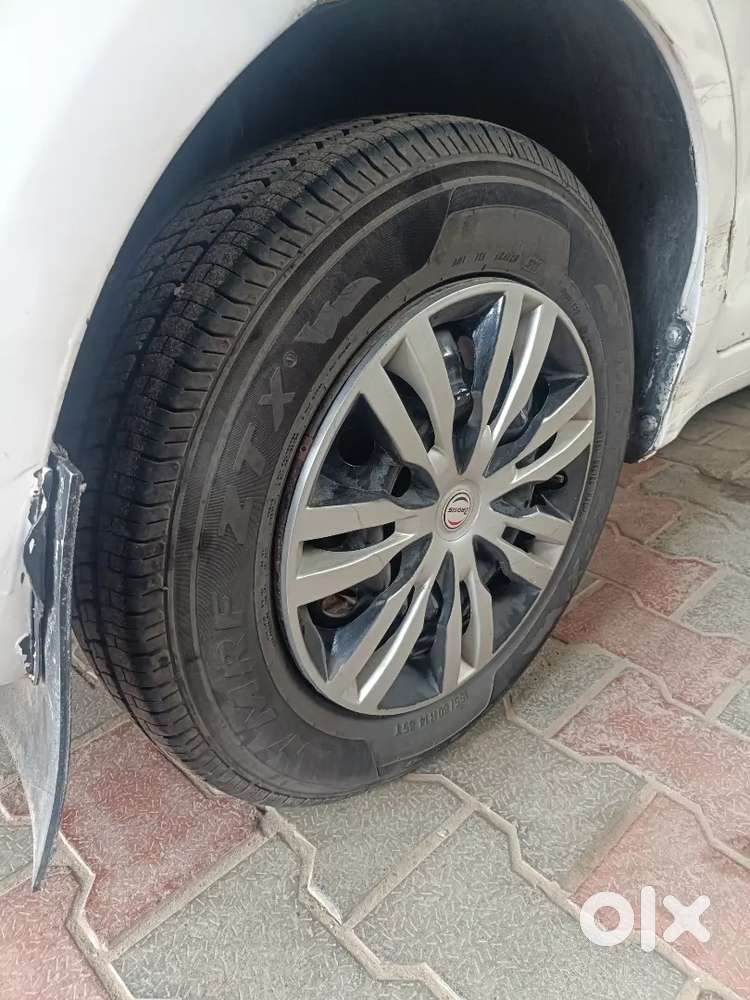 Maruti Suzuki Dzire 2015