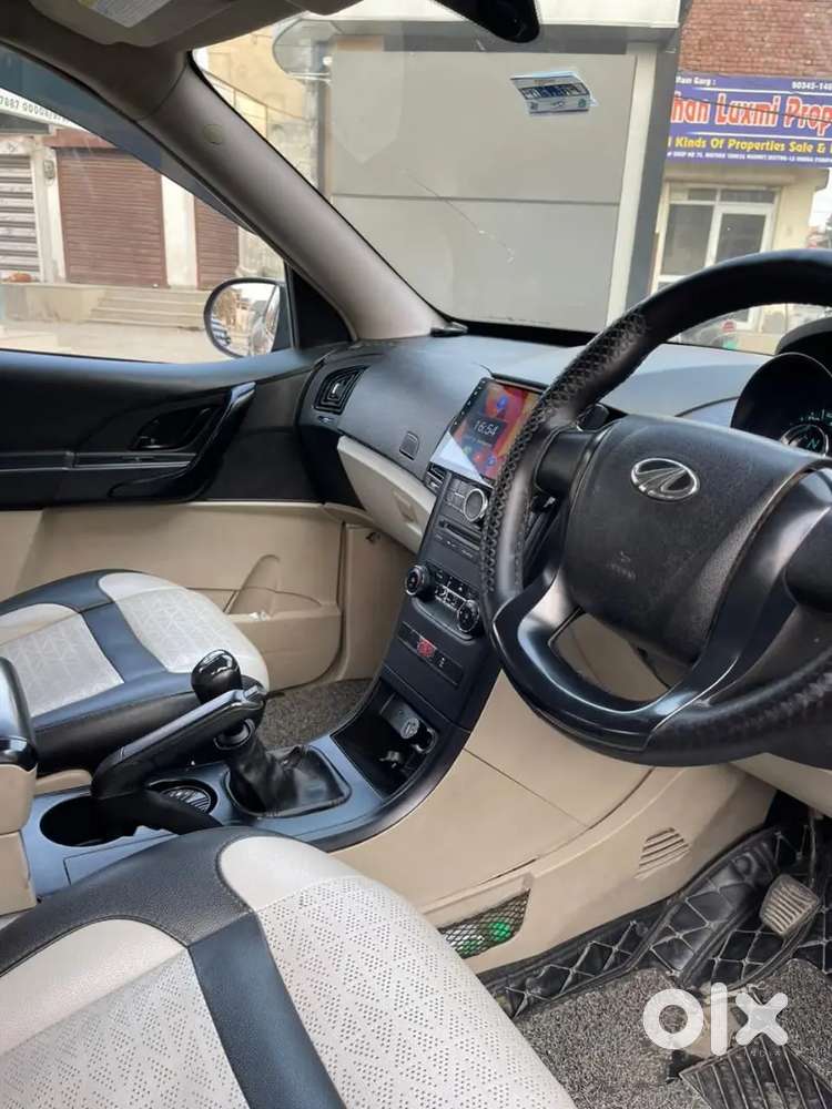 Mahindra Xuv500 2017 Diesel 130000 Km Driven