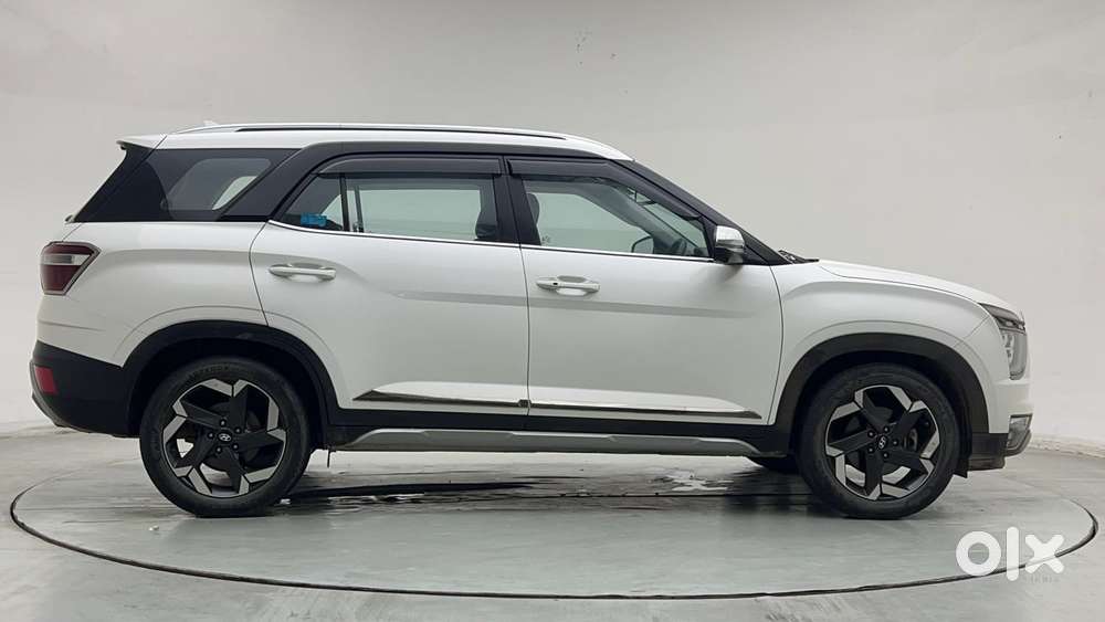 Hyundai Alcazar Platinum, 2021, Petrol