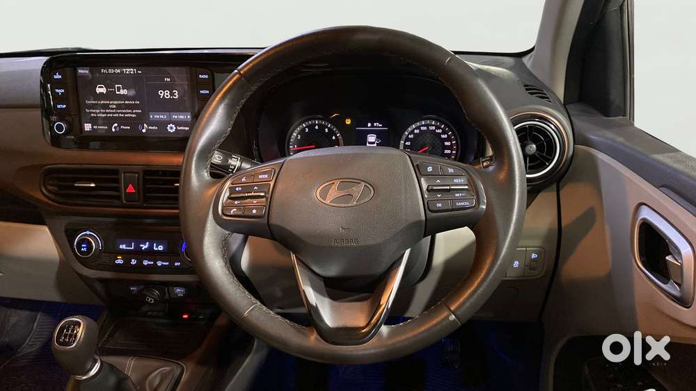 Hyundai Aura Sx (o) Manual, 2023, Petrol