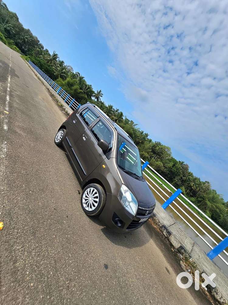 Maruti Suzuki Wagon R Vxi Opt 1.2, 2014, Petrol