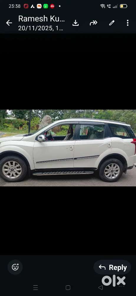 Xuv 500 W10 Topend Vehicle
