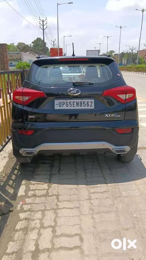 Mahindra Xuv300 W8, 2022, Petrol