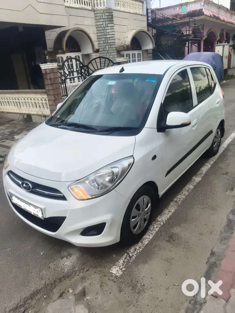 Hyundai I10 Magna 1.2 Solid Bs4 Engine 2011 Car