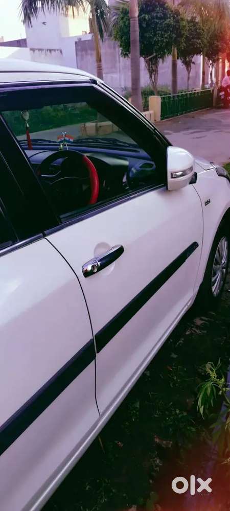 Maruti Suzuki Dzire Vdi 2017