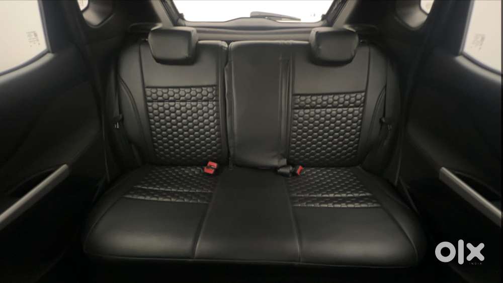 Nissan Magnite 1.0 Xv Premium Turbo Cvt (o), 2021, Petrol