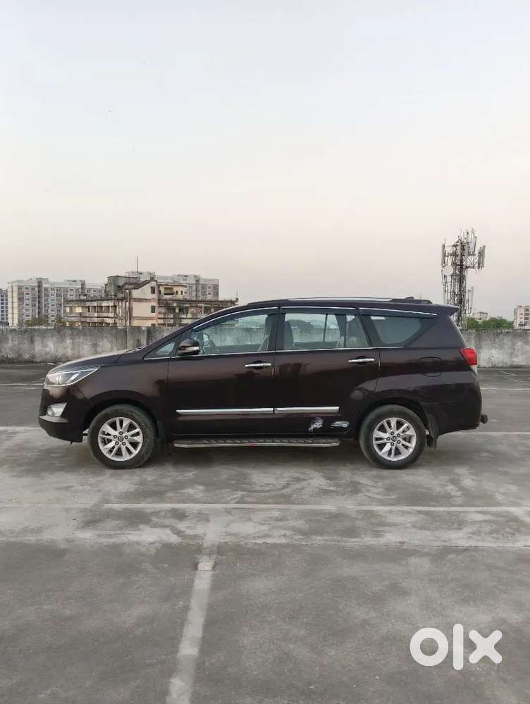 Toyota Innova Crysta 2018 Car