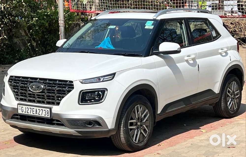 Hyundai Venue Sx Mt, 2023, Diesel