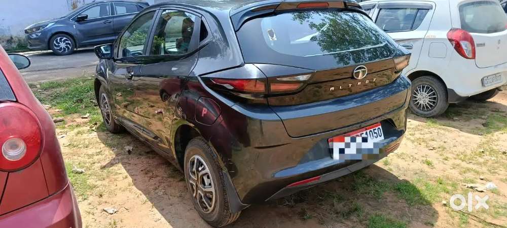 Tata Altroz 1.2 Xe 2021