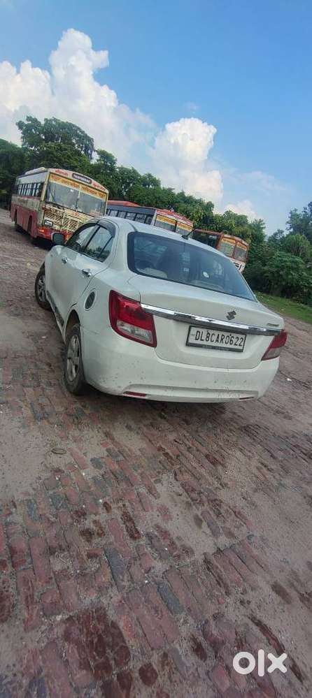Maruti Suzuki Swift Dzire 1.2 Lxi Bsiv, 2017, Cng & Hybrids