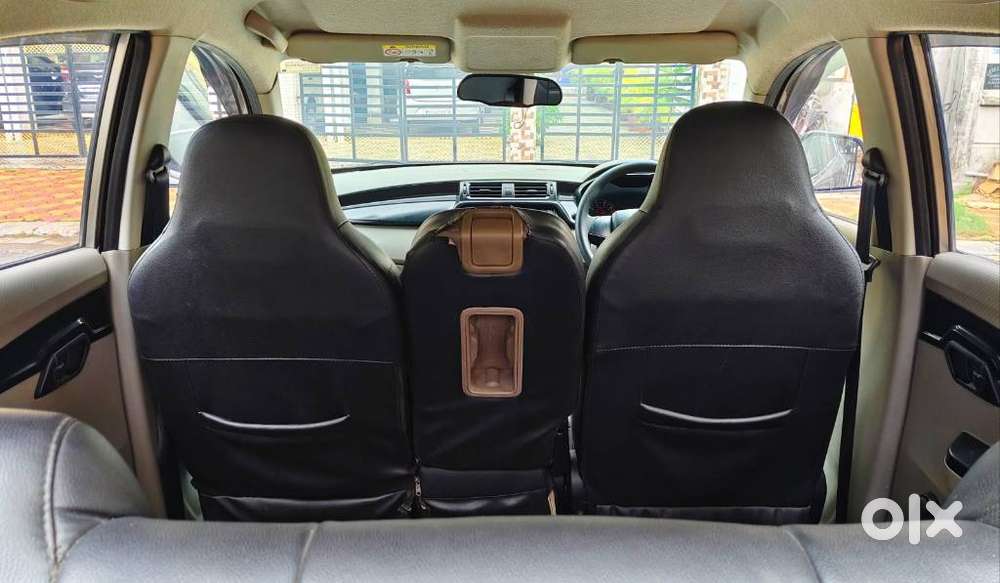 Mahindra Kuv 100 Mahindra-kuv-100-g80-k2-plus, 2017, Petrol