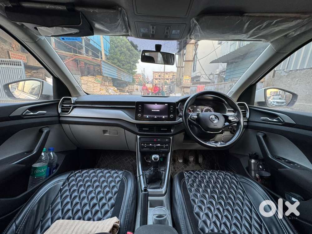 Skoda Kushaq Ambition 1.0 2023 Petrol Manual