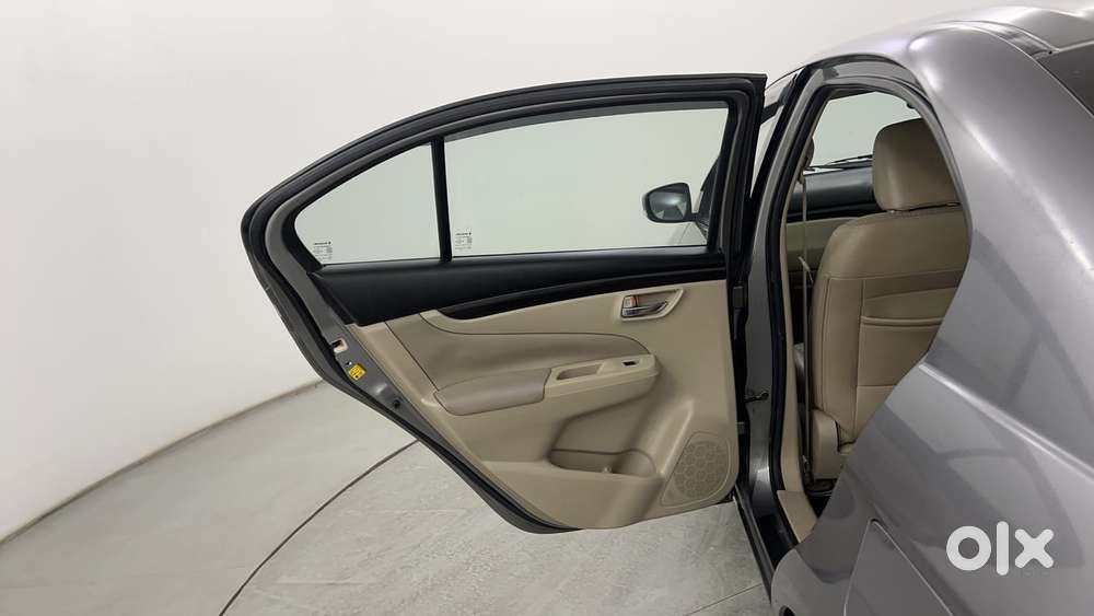 Maruti Suzuki Ciaz 2014-2017 Zxi Plus, 2016, Petrol