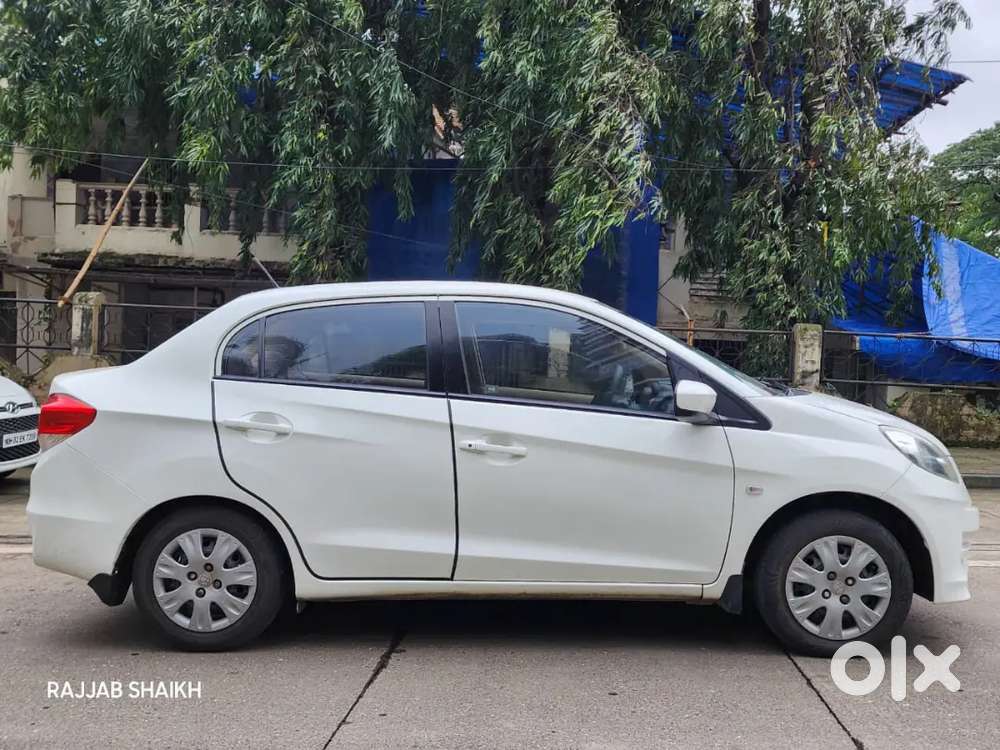 Honda Amaze Smt I-vtec 2013 Pet + Cng At Mulund West Mumbai