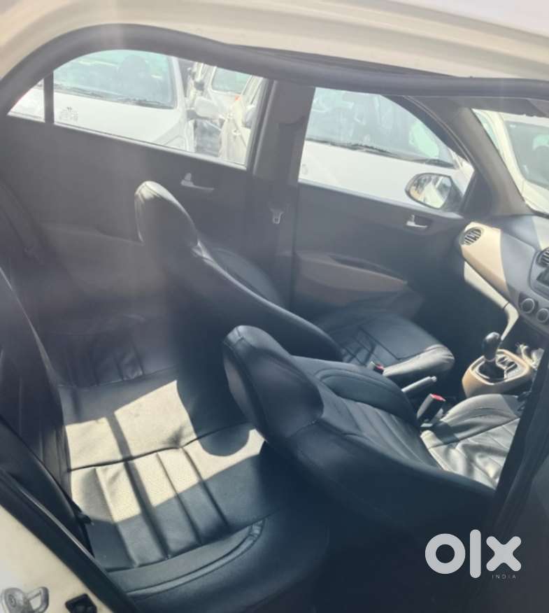 Hyundai I10 Asta At, 2015, Petrol