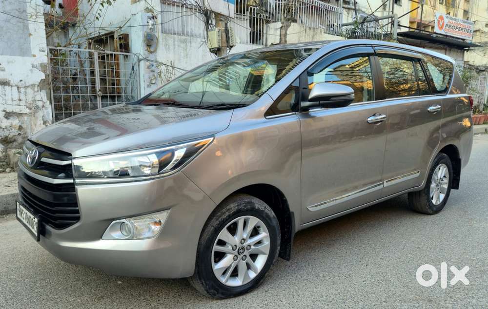 Toyota Innova Crysta 2.4 G Mt, 2019, Diesel