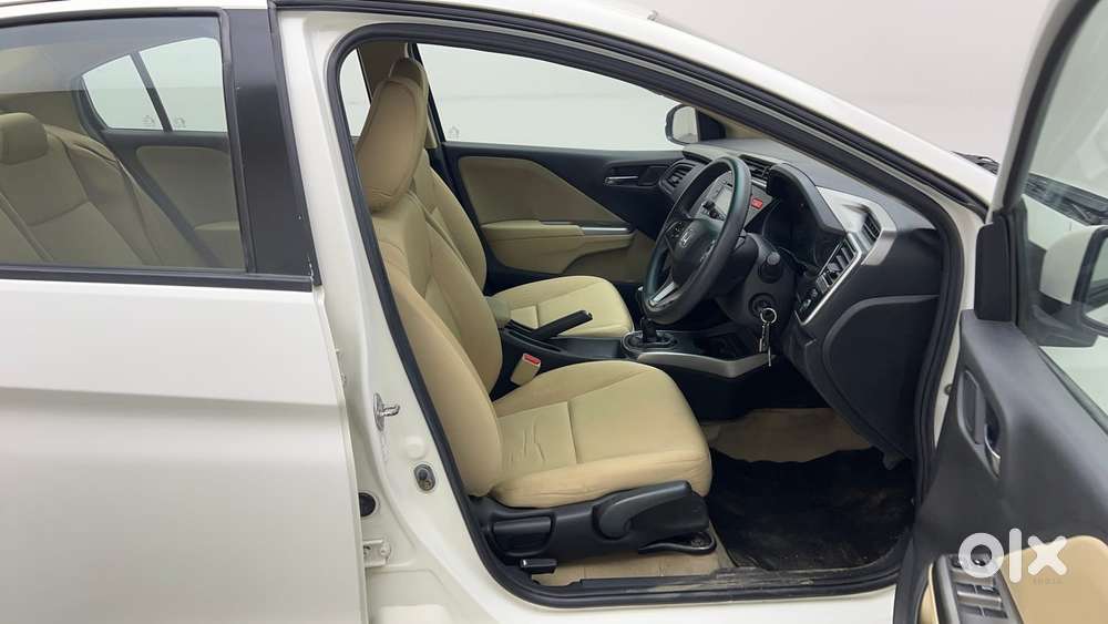 Honda City I-vtec S, 2015, Petrol