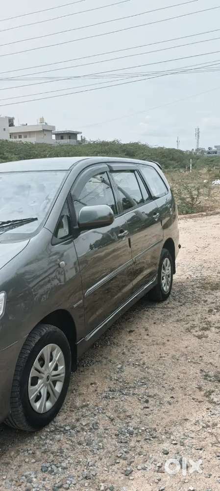 Toyota Innova 2.5 G 2013