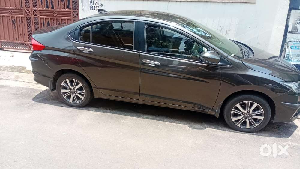 Honda City I-vtec V, 2022, Petrol