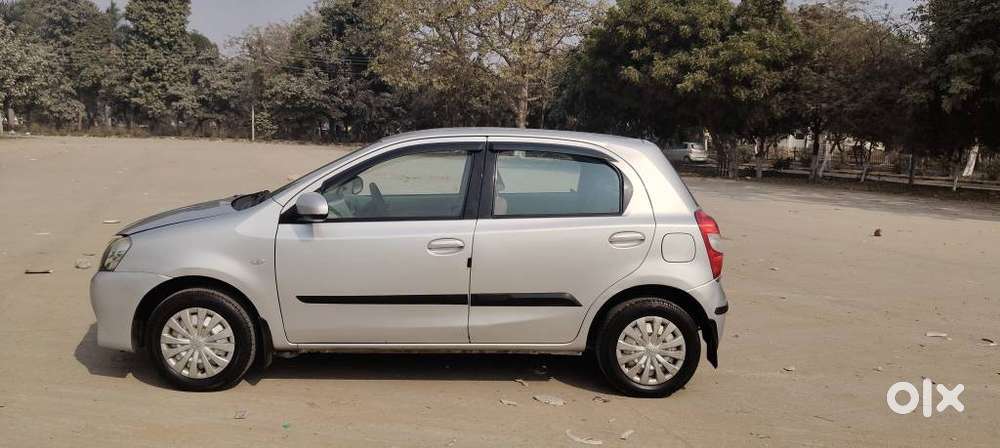 Toyota Etios Liva G Xclusive Edition, 2014, Cng & Hybrids
