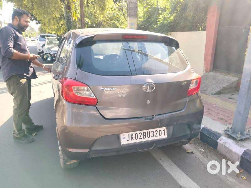 Tata Tiago 2017 Petrol Well Maintained