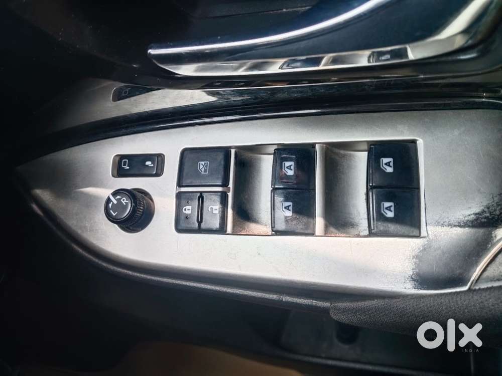 Toyota Innova Crysta 2.4 Z 7 Str, 2021, Diesel