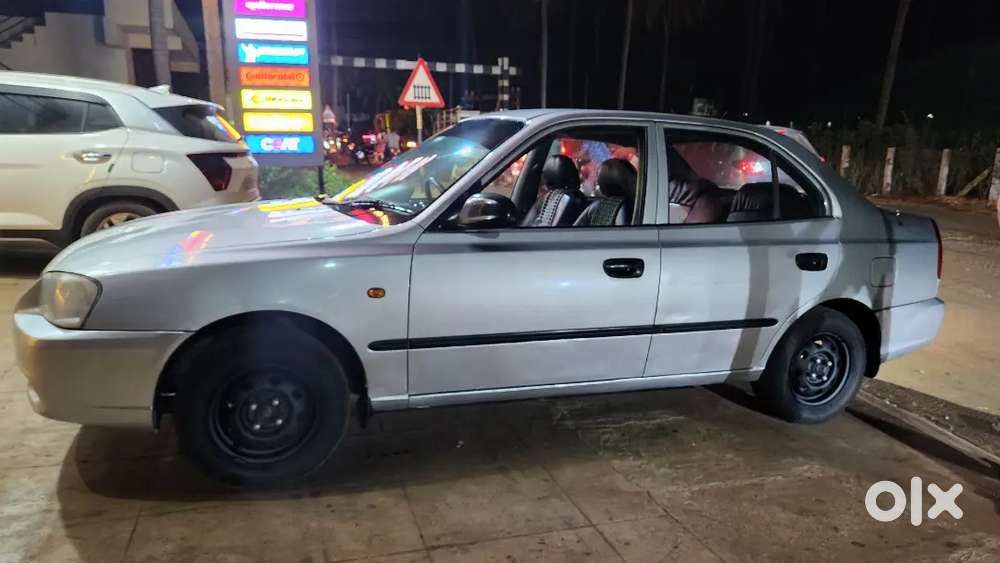 Hyundai Accent 1.5 Executive 2001